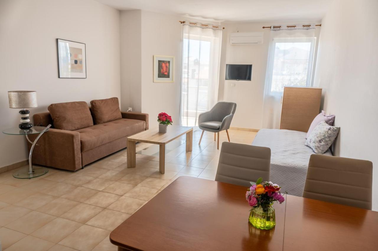 Hotel Arethousa Loutra Edipsou  ภายนอก รูปภาพ