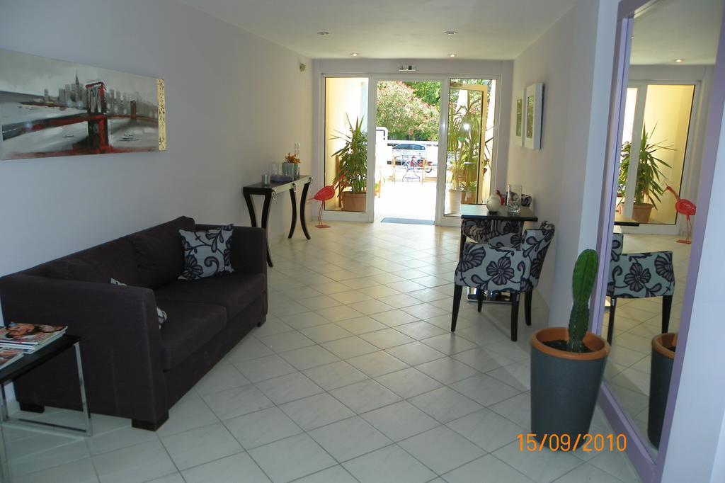 Hotel Arethousa Loutra Edipsou  ภายนอก รูปภาพ